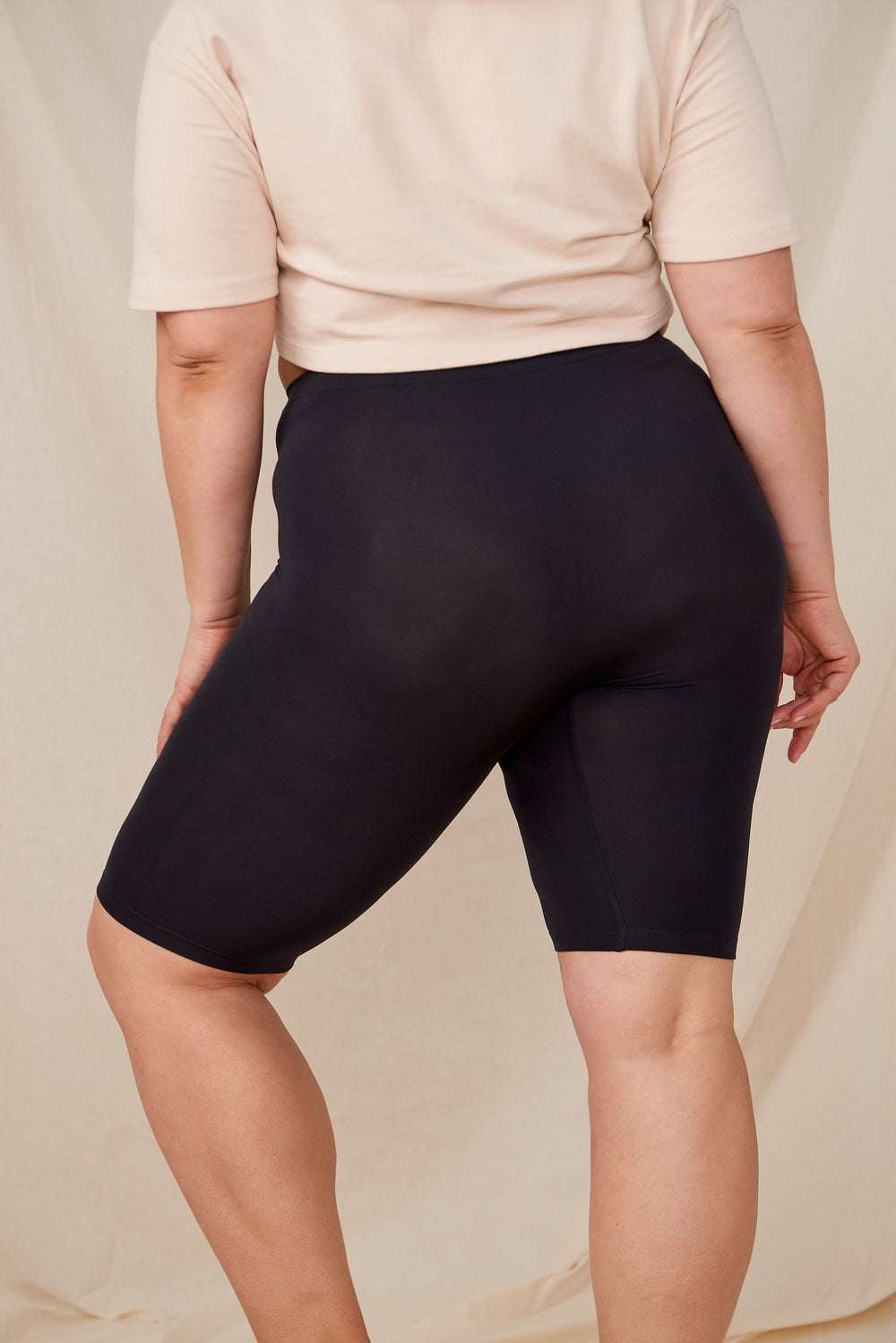 The Staple 9" Black
